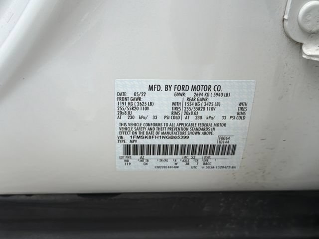 Used 2022 Ford Explorer Limited w/ Equipment Group 301A AWD/4WD image 30