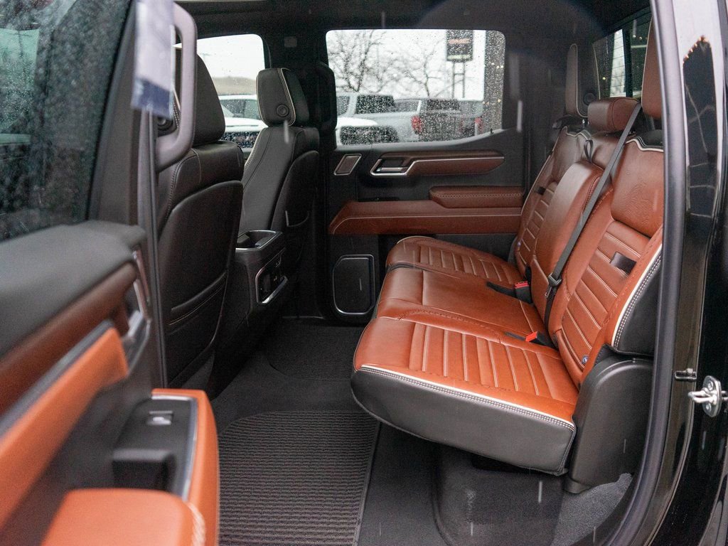 Used 2025 GMC Sierra 1500 Denali Ultimate image 13