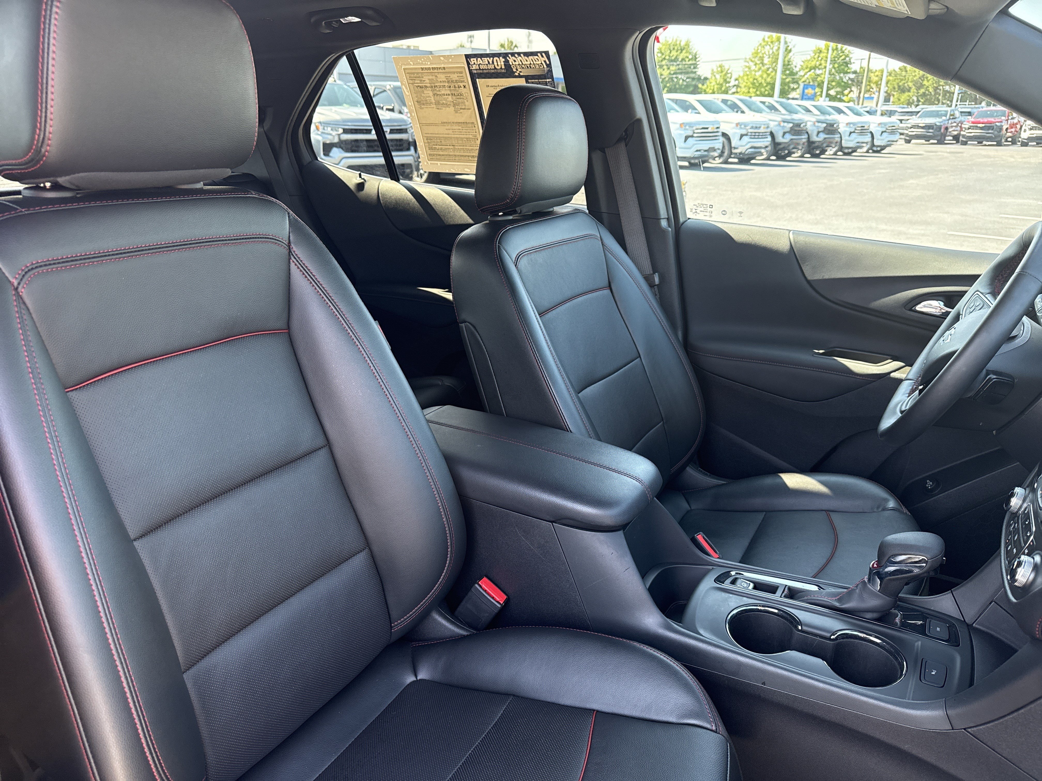 Used 2023 Chevrolet Equinox RS w/ RS Leather Package AWD/4WD image 32