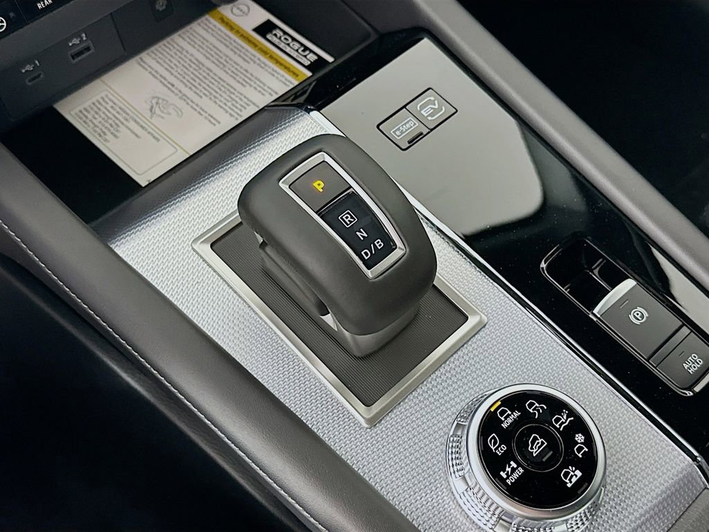 New 2026 Nissan Rogue Platinum AWD/4WD image 23