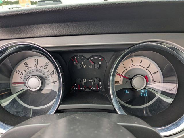 Used 2010 Ford Mustang Convertible image 22