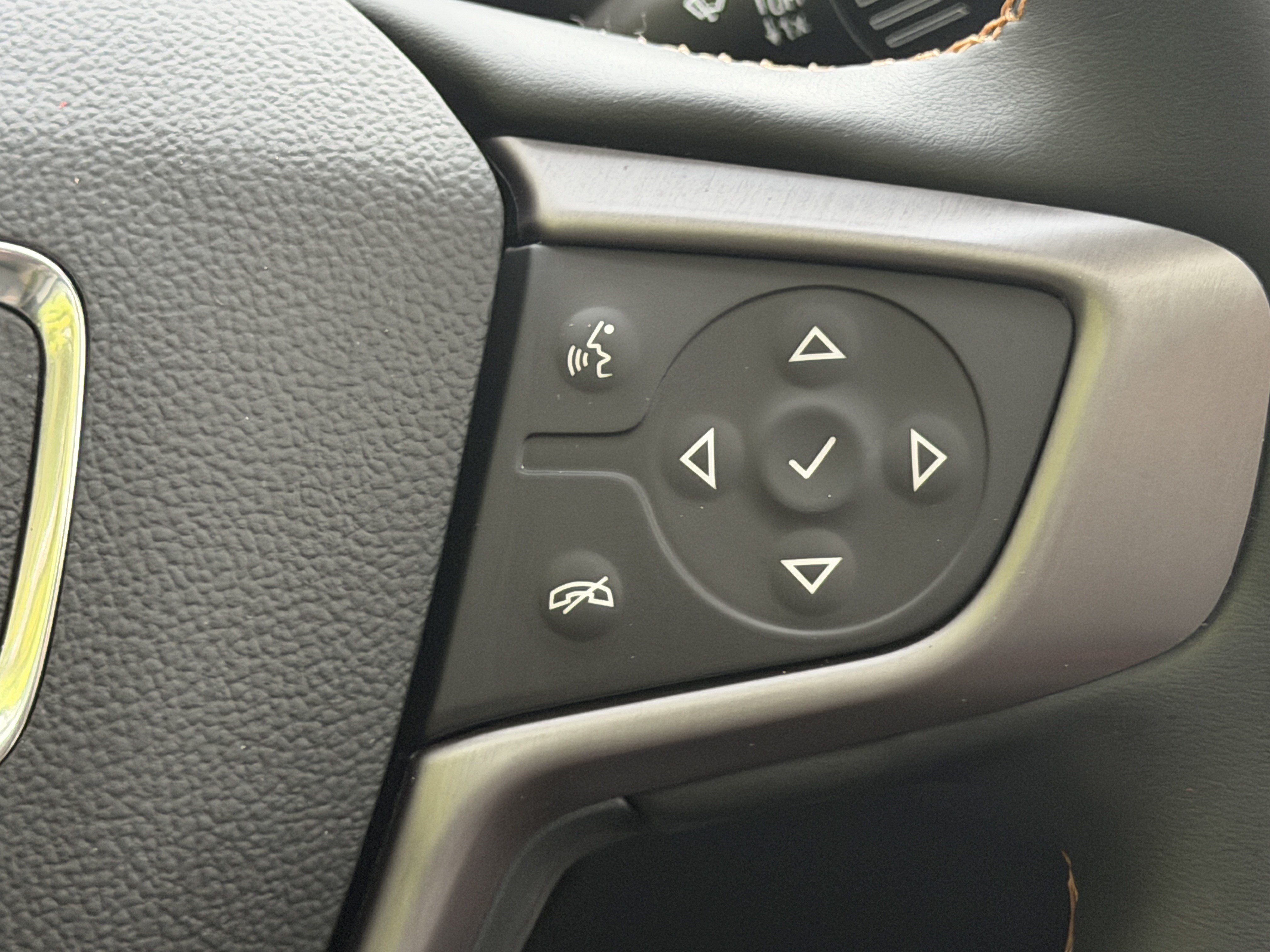 Used 2023 GMC Terrain AT4 w/ Infotainment Package II AWD/4WD image 39