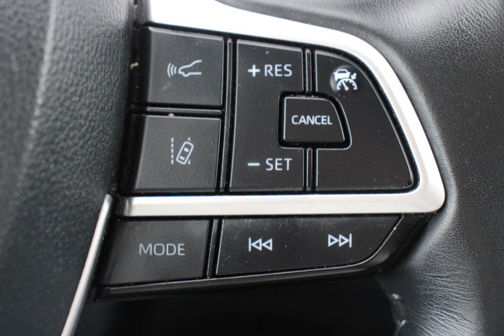 Certified 2024 Toyota Highlander XLE image 29