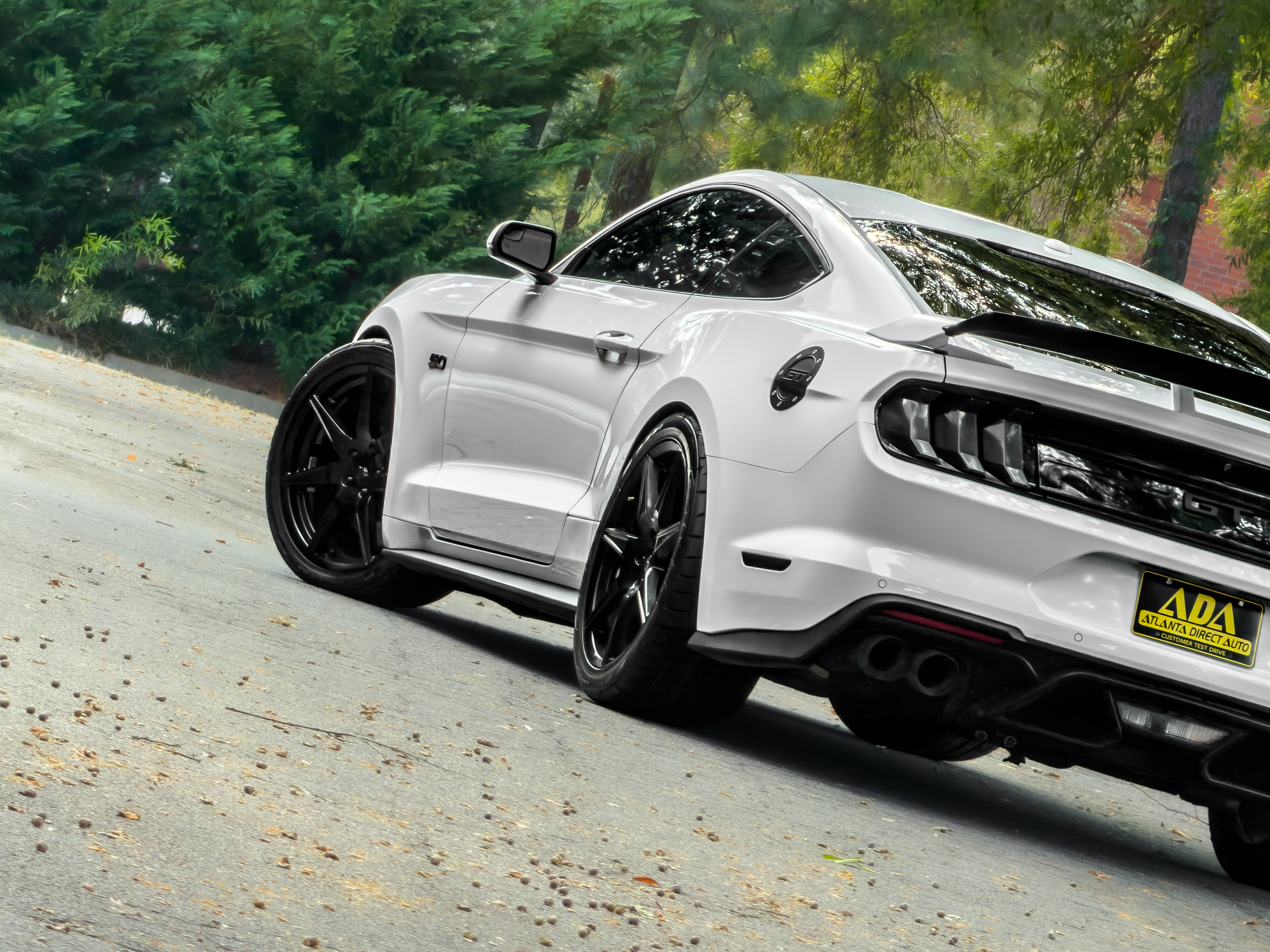Used 2019 Ford Mustang GT Premium w/ GT Performance Package RWD image 25