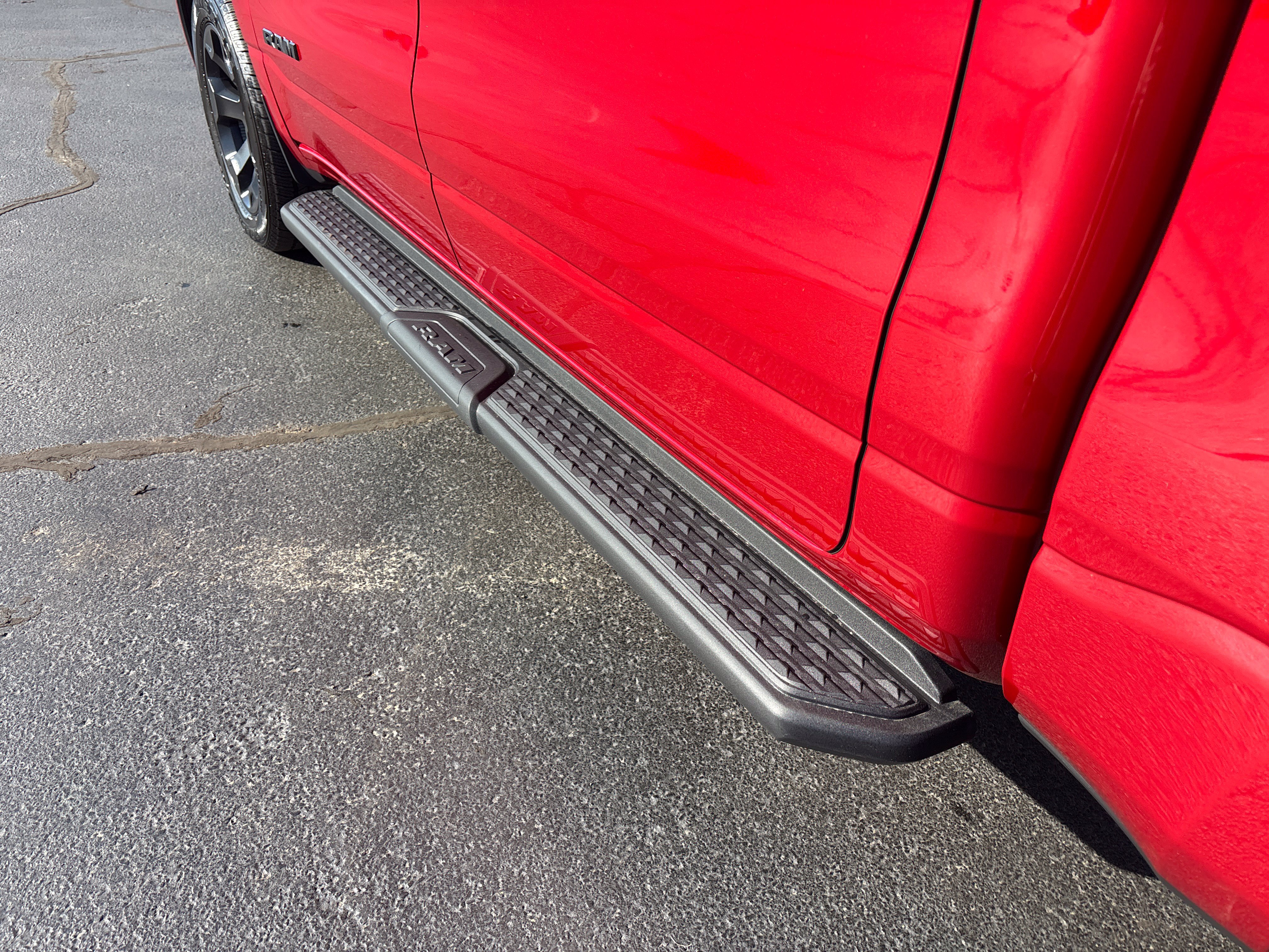 New 2027 RAM 1500 Express AWD/4WD image 8
