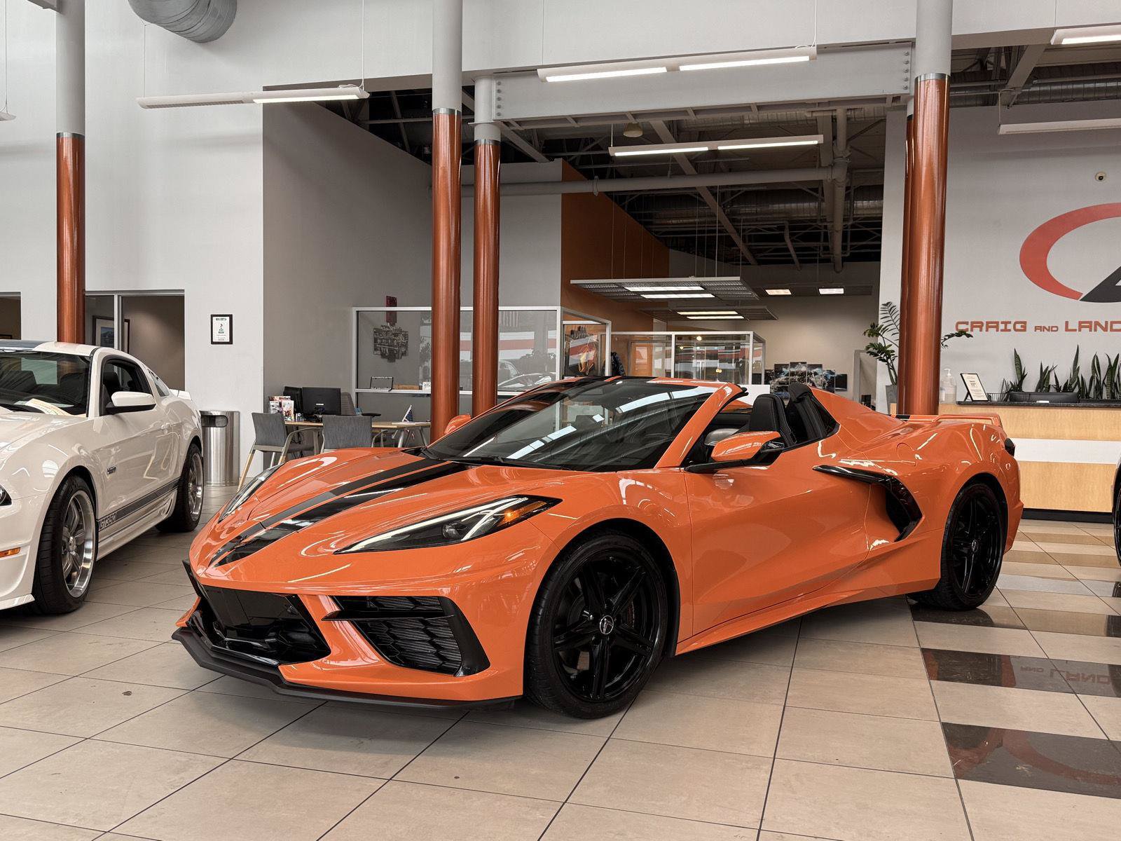 Used 2024 Chevrolet Corvette Stingray Preferred Conv w/ Z51 Performance Package RWD image 1