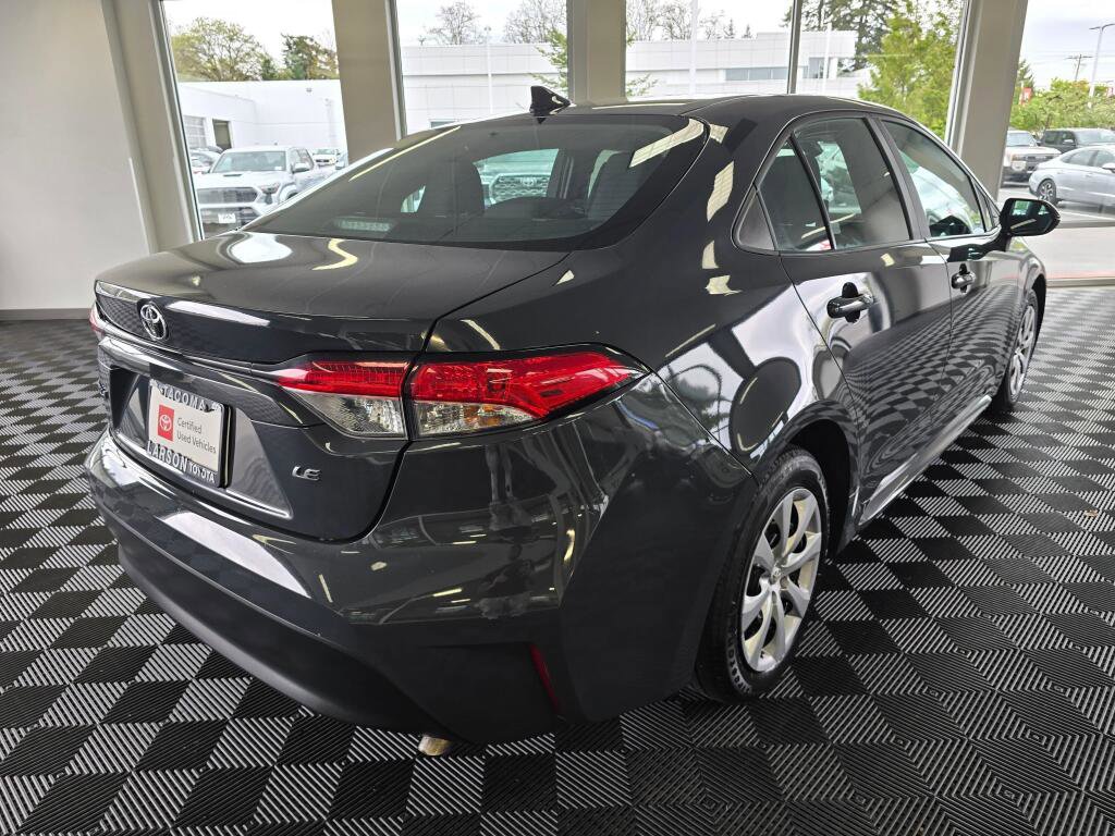 Used 2024 Toyota Corolla LE FWD image 3