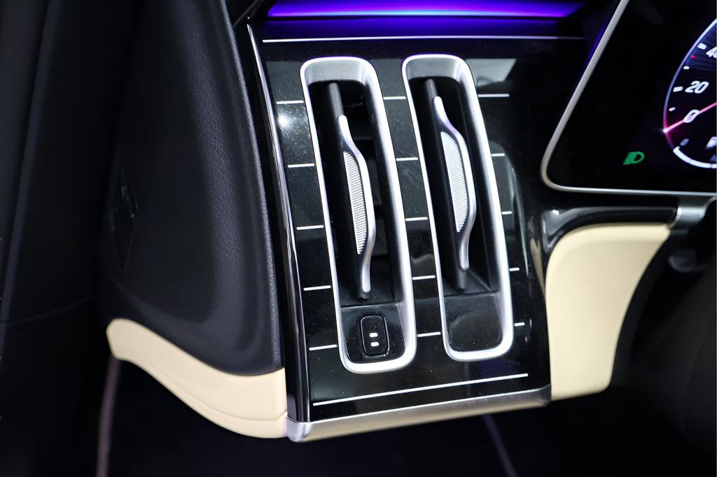 Used 2025 Mercedes-Benz S 63 AMG S image 20