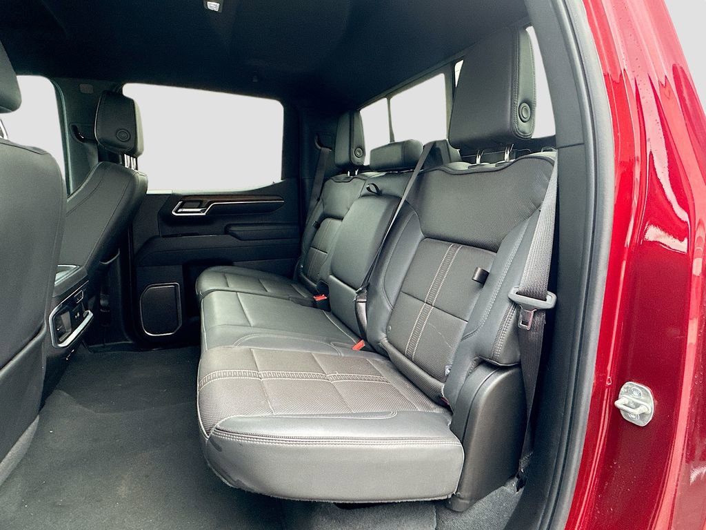 Used 2024 Chevrolet Silverado 1500 High Country w/ Technology Package image 25