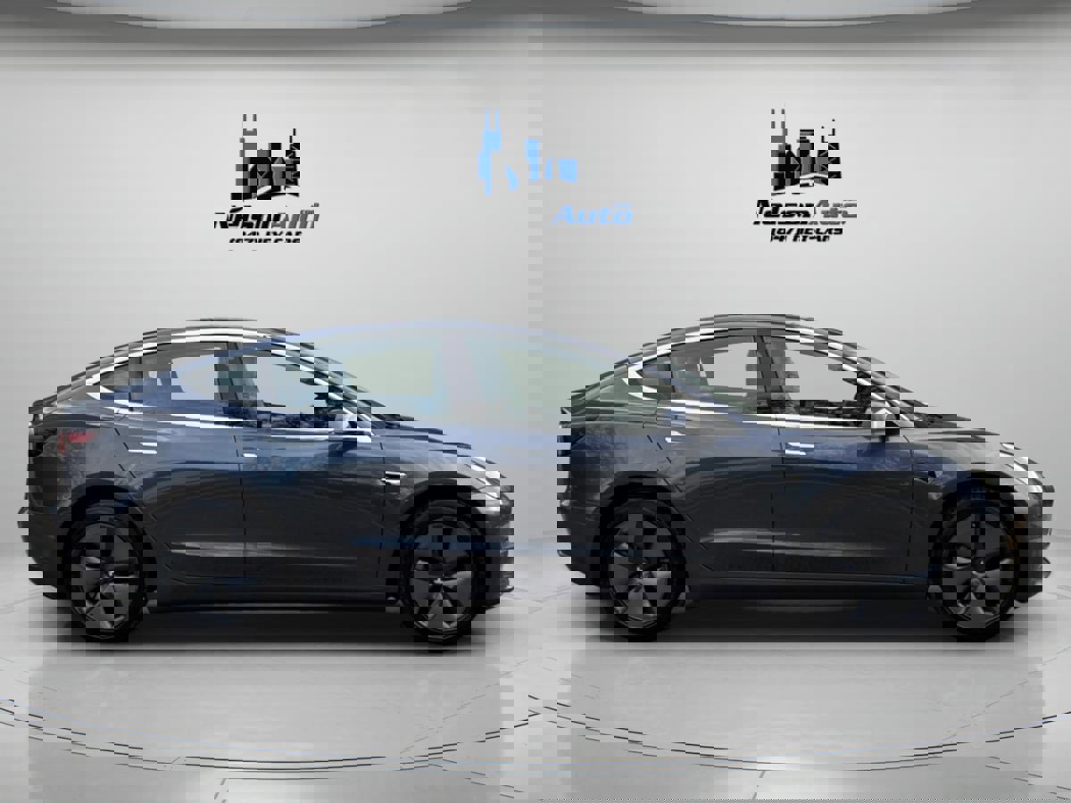 Used 2018 Tesla Model 3 Long Range image 2