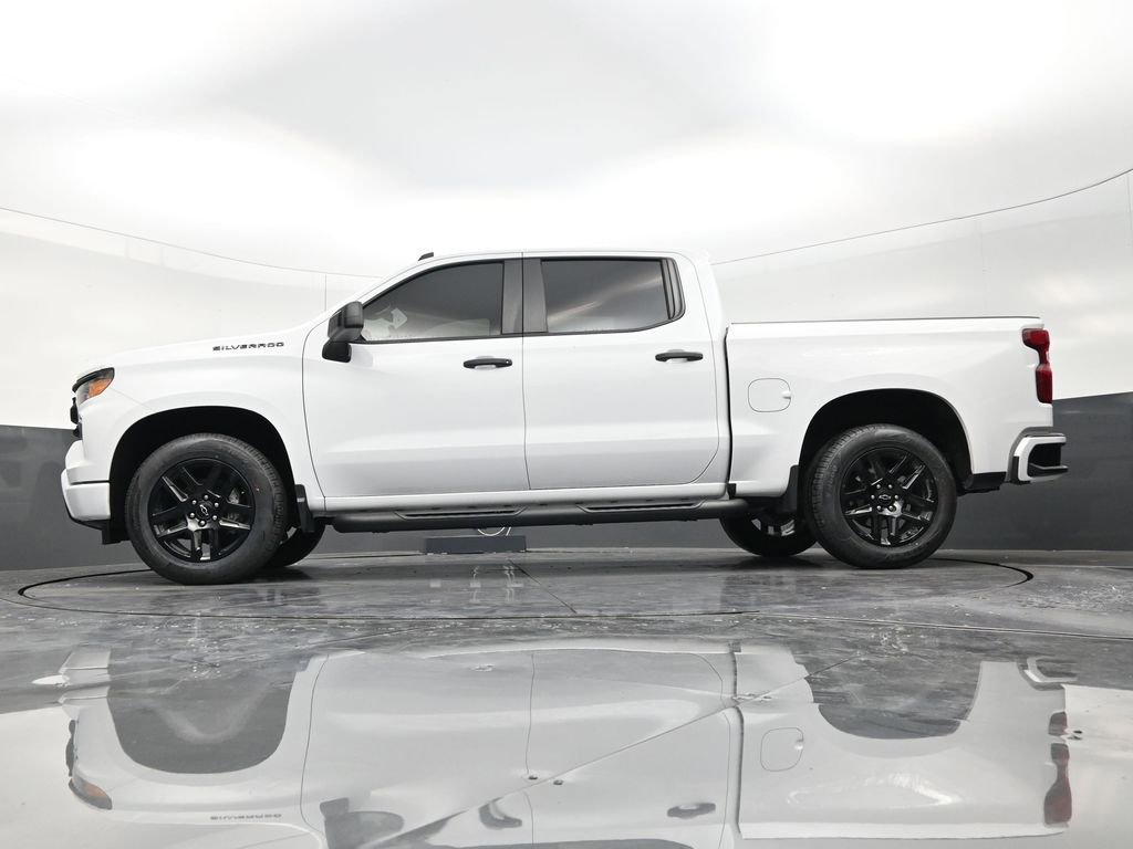 Used 2024 Chevrolet Silverado 1500 Custom w/ Turbomax Blackout Package RWD image 21