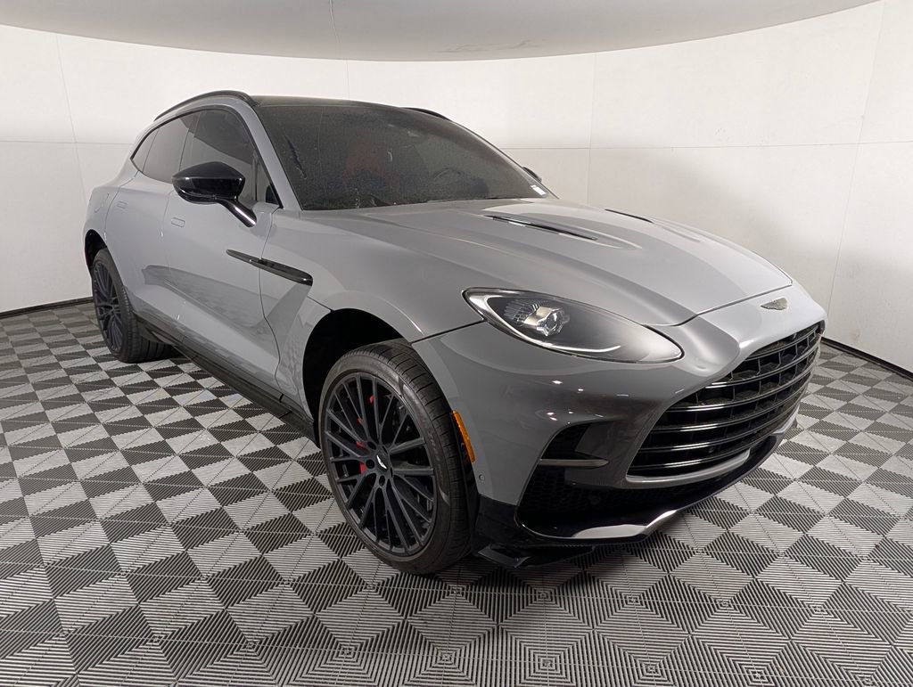 Used 2023 Aston Martin DBX 707 image 9
