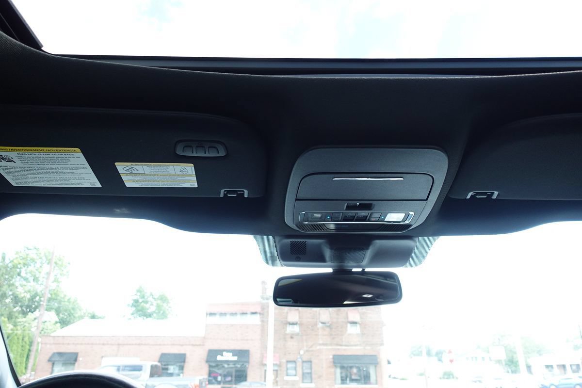 Used 2024 Ford F150 Lariat AWD/4WD image 46