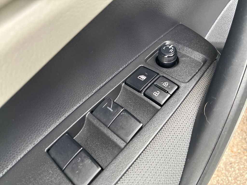 Used 2023 Toyota Corolla LE image 11