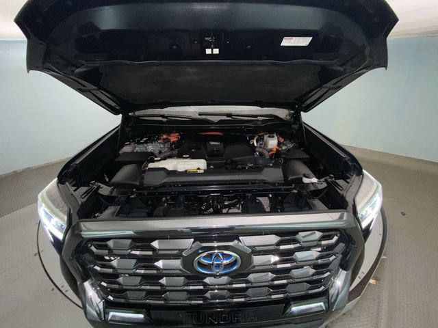 Used 2023 Toyota Tundra Platinum w/ Advanced Package AWD/4WD image 26