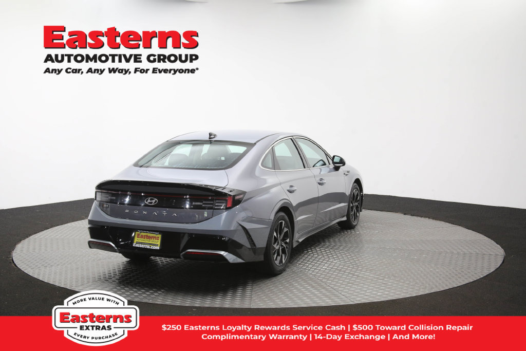 Used 2024 Hyundai Sonata SEL FWD image 44