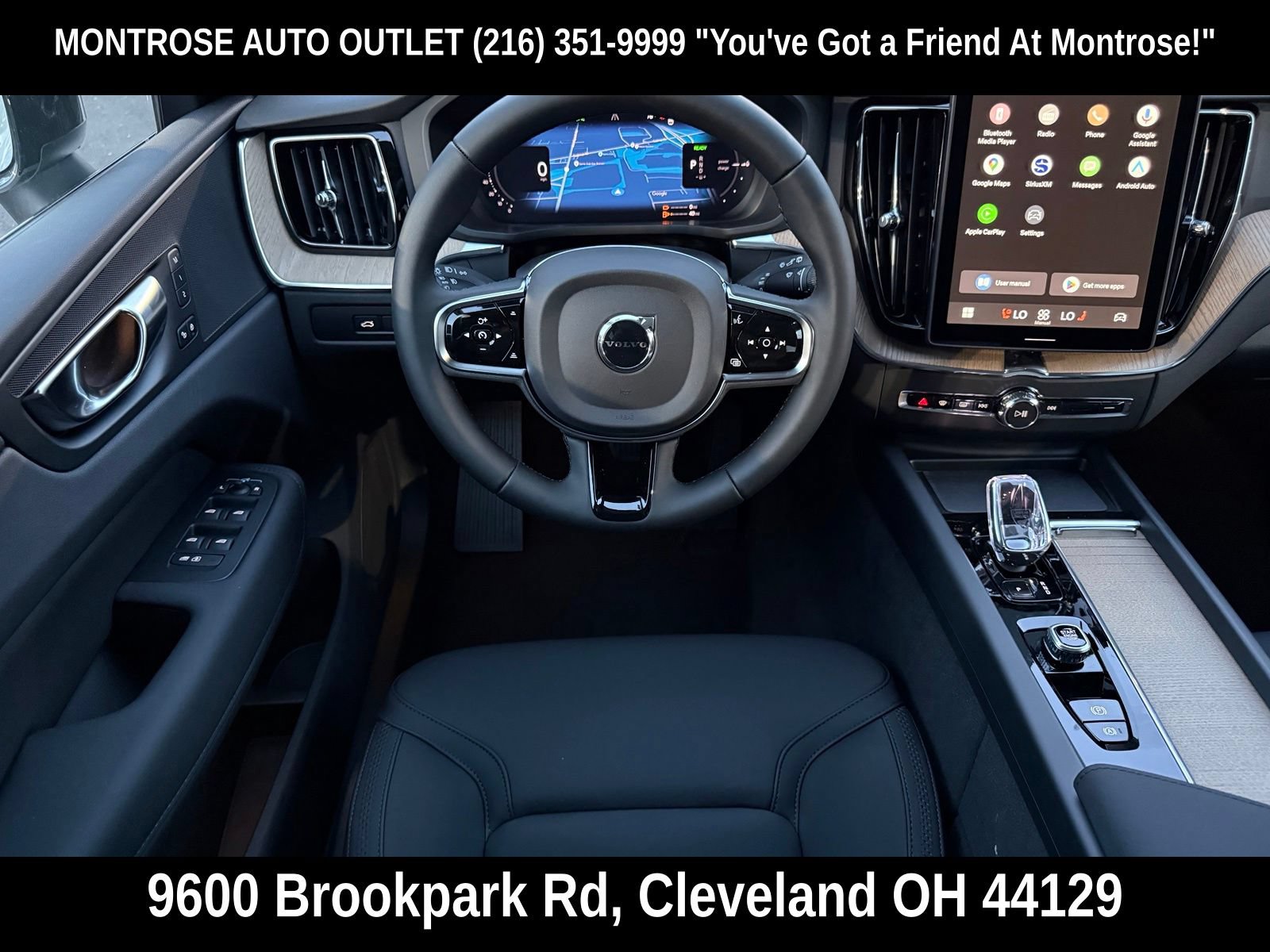 New 2026 Volvo XC60 T8 Plus w/ Climate Package PRO AWD/4WD image 31
