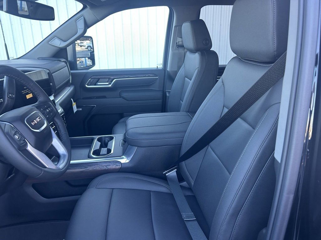 New 2026 GMC Sierra 2500 SLT w/ SLT Premium Package image 13