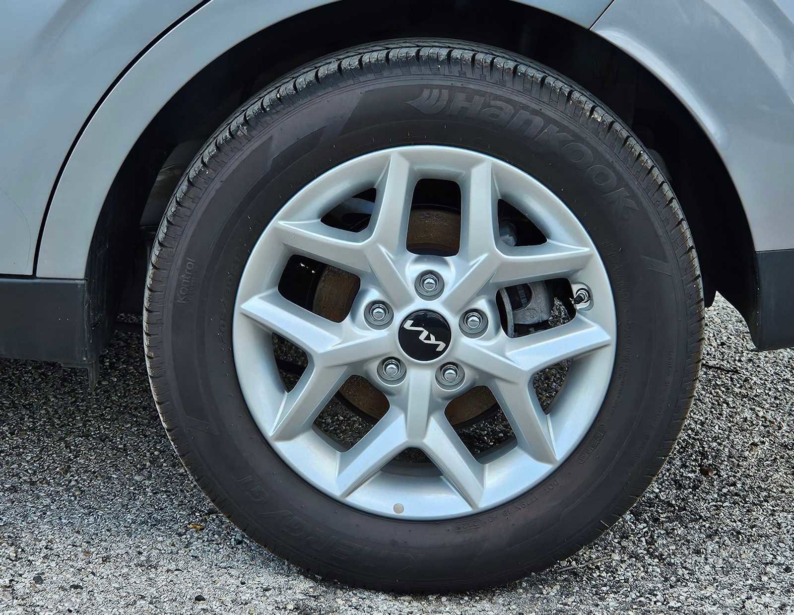 Certified 2025 Kia Soul LX FWD image 11