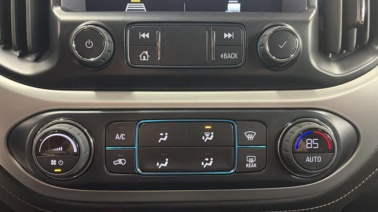 Certified 2022 GMC Canyon Elevation w/ Elevation Premium Package image 16