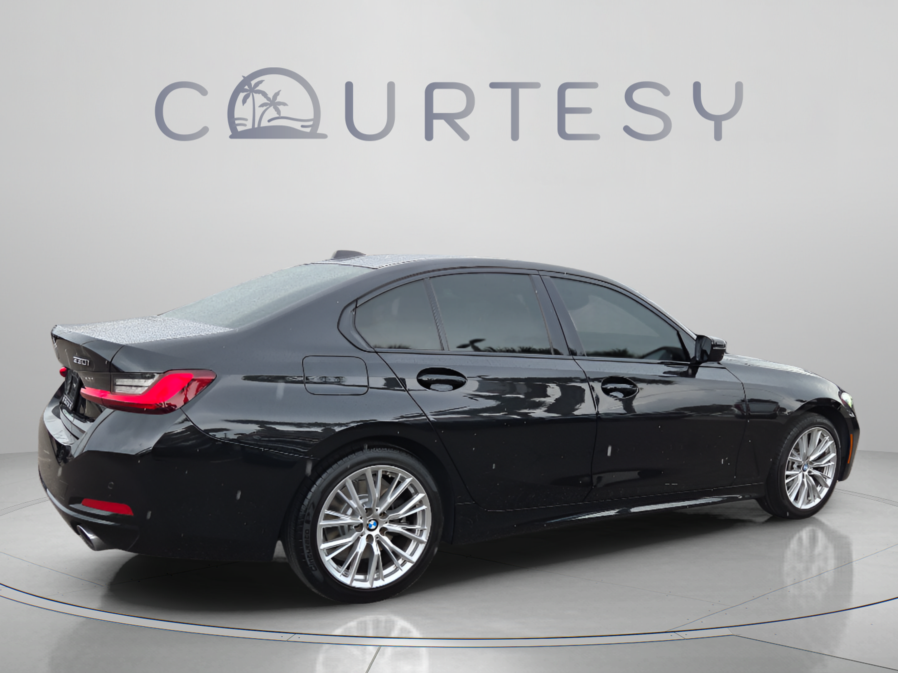 Used 2023 BMW 330i Sedan w/ Driving Assistance Package RWD image 5