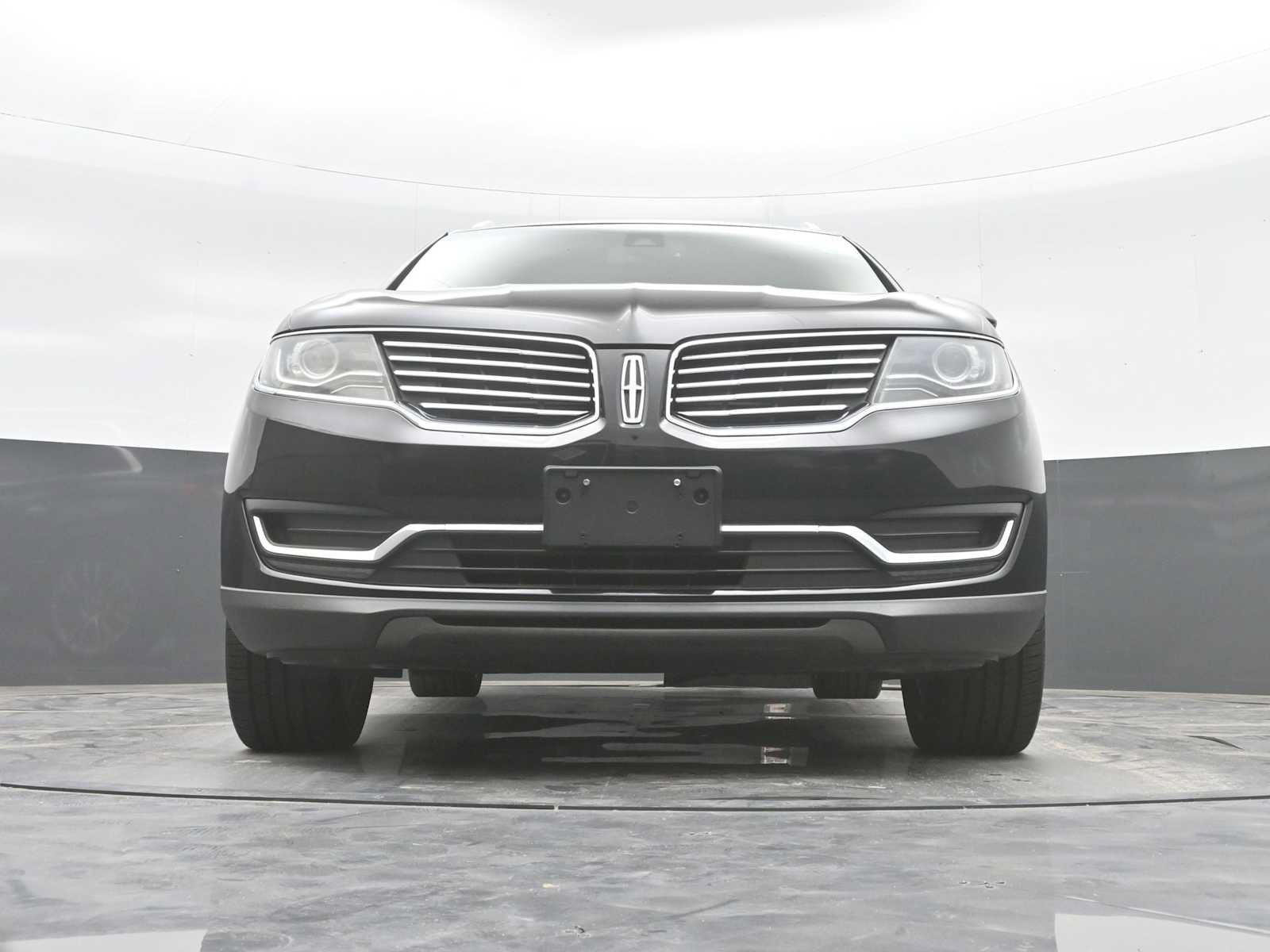 Used 2016 Lincoln MKX Reserve w/ Driver Assistance Package AWD/4WD image 30