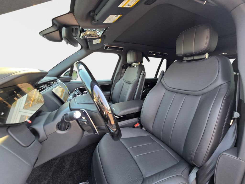 New 2026 Land Rover Range Rover Long Wheelbase SE AWD/4WD image 15