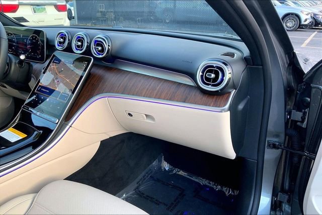 Used 2025 Mercedes-Benz C 300 4MATIC Sedan image 15