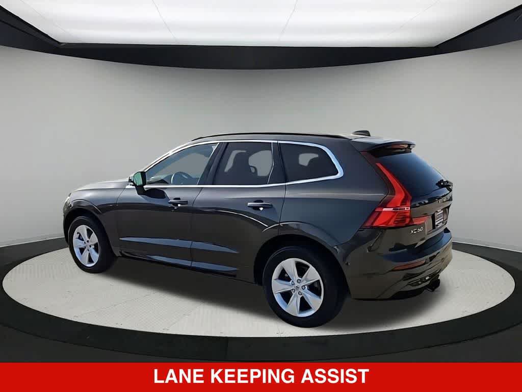 Used 2022 Volvo XC60 B5 Momentum AWD/4WD image 6