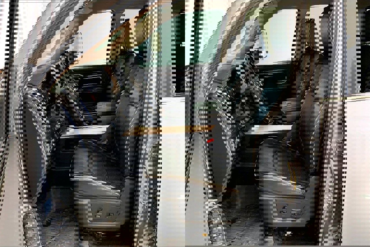 Used 2022 RAM 3500 Laramie image 15