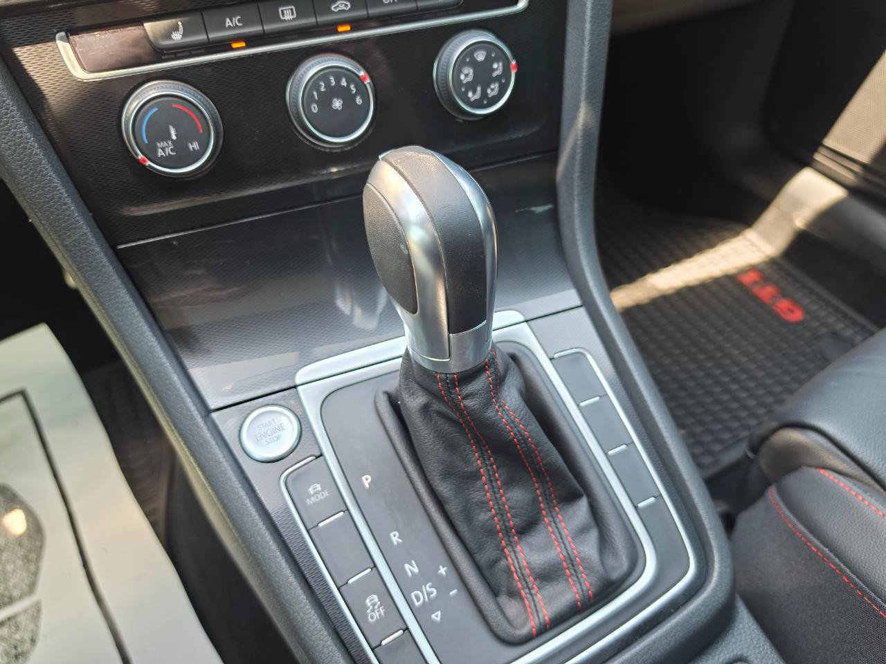 Used 2015 Volkswagen GTI S FWD image 22