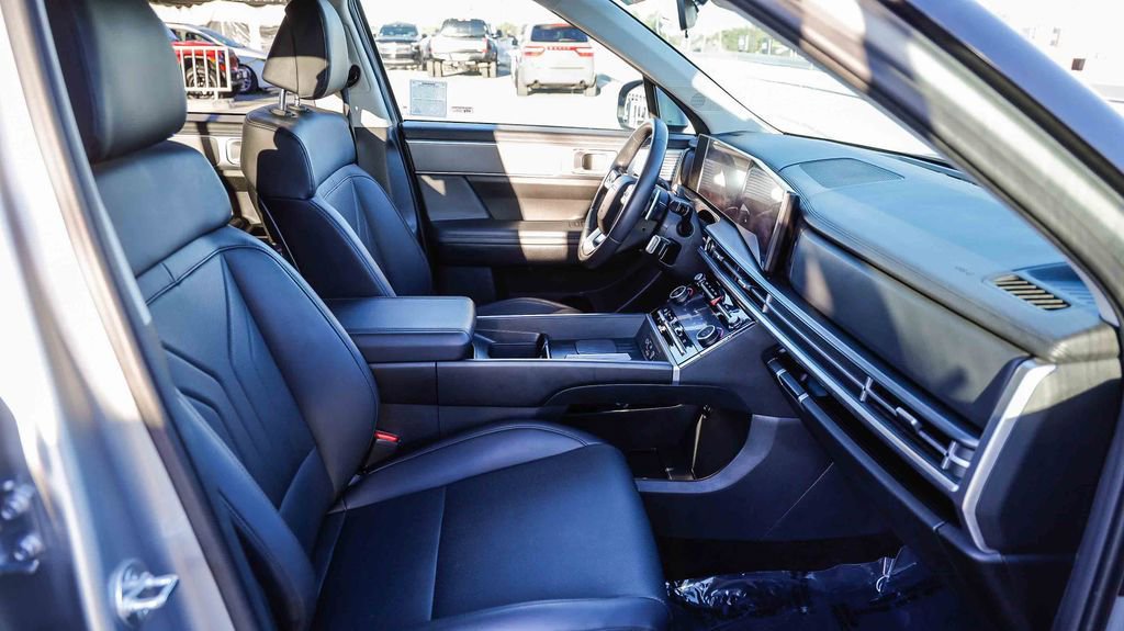 Used 2025 Hyundai Santa Fe SEL image 20