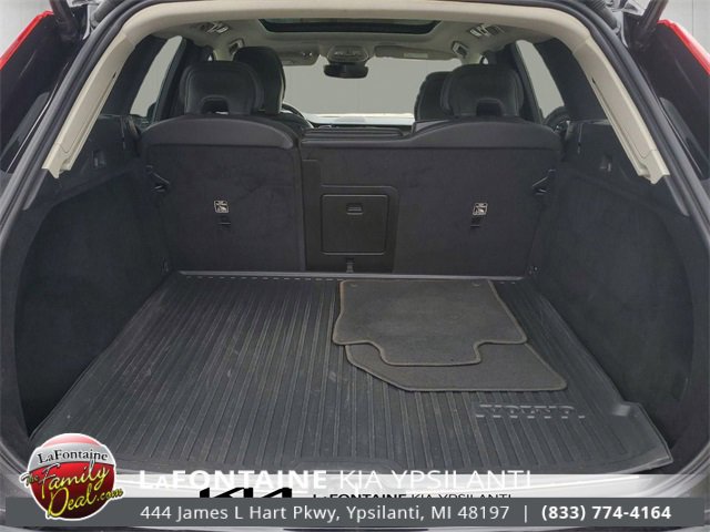 Used 2022 Volvo XC60 B6 Inscription w/ Protection Package Premier image 63