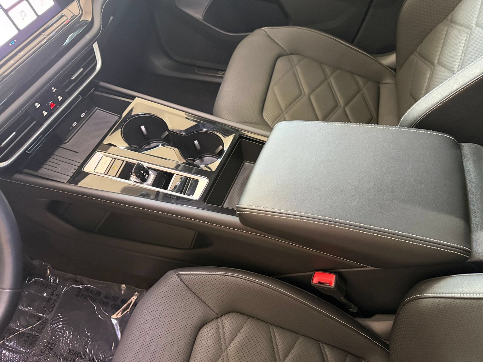Used 2026 Volkswagen Atlas SE FWD image 39