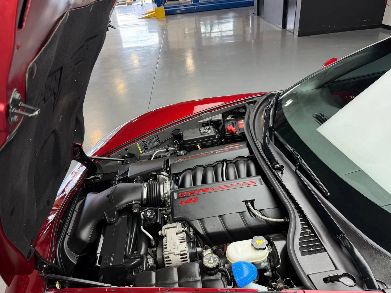 Used 2008 Chevrolet Corvette Coupe w/ Preferred Equipment Group RWD image 10