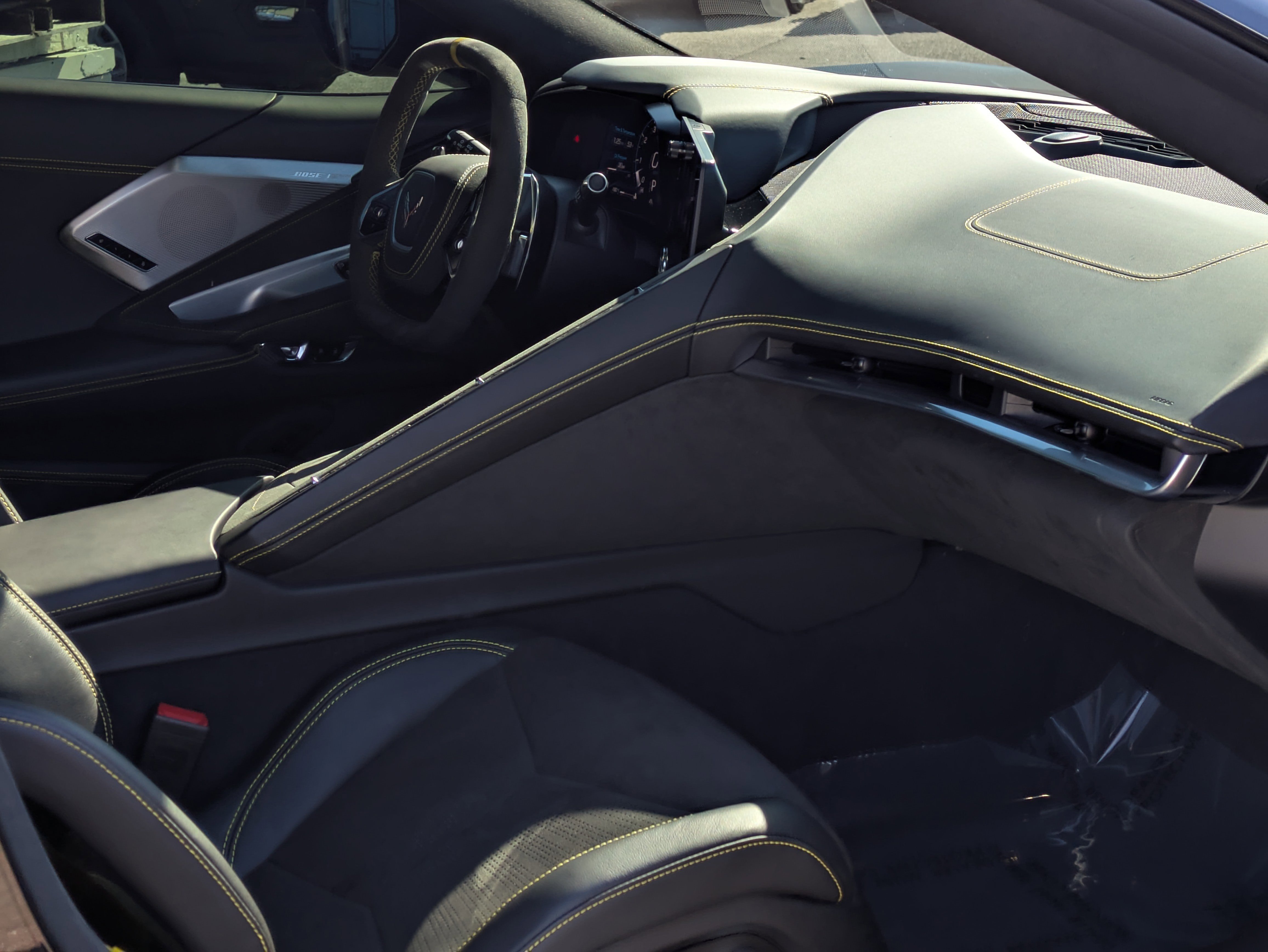 Used 2021 Chevrolet Corvette Stingray Premium Cpe w/ Z51 Performance Package image 19