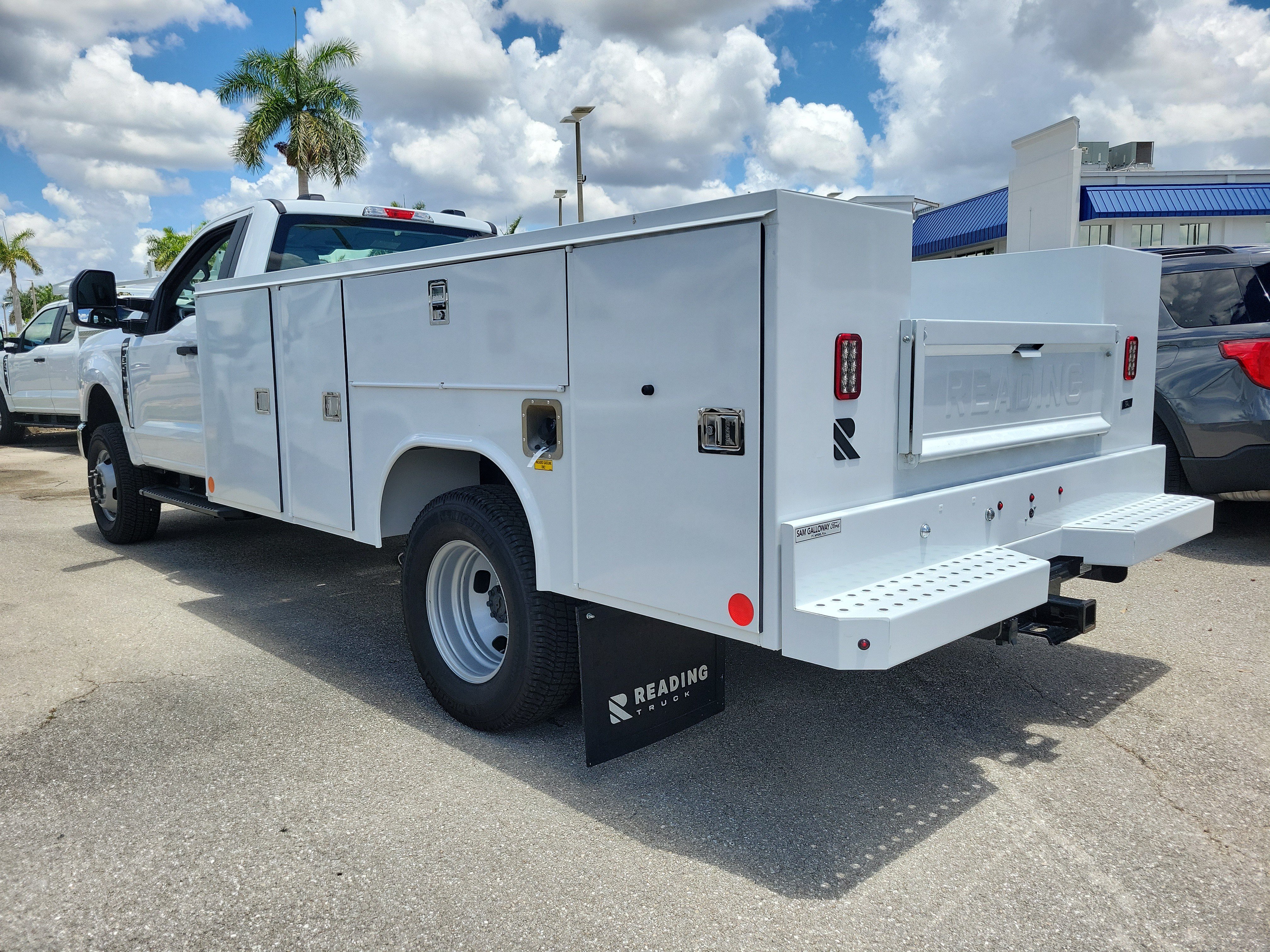 New 2024 Ford F350 XL w/ Snow Plow Prep Package AWD/4WD image 4