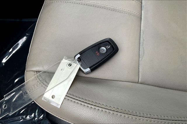 Used 2021 Ford Ranger Lariat w/ Trailer Tow Package image 11