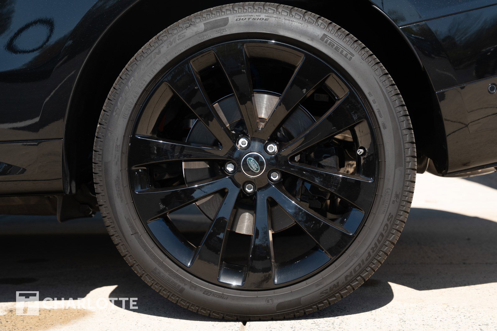 Used 2025 Land Rover Range Rover Sport Dynamic SE image 9