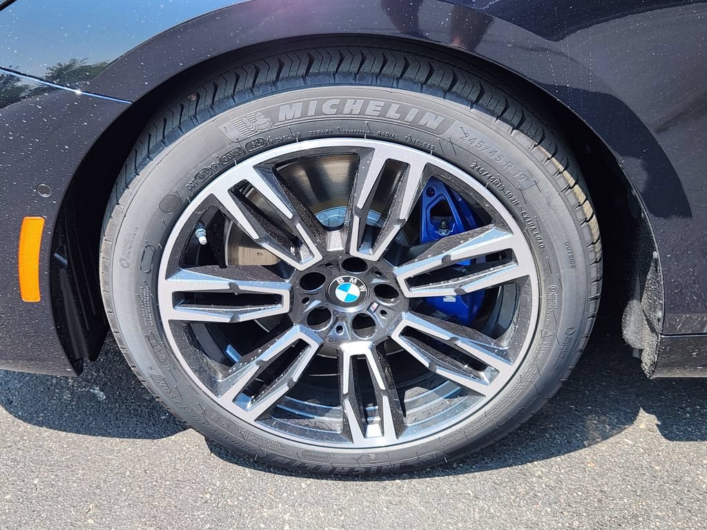 New 2027 BMW 540i xDrive w/ Executive Package AWD/4WD image 7