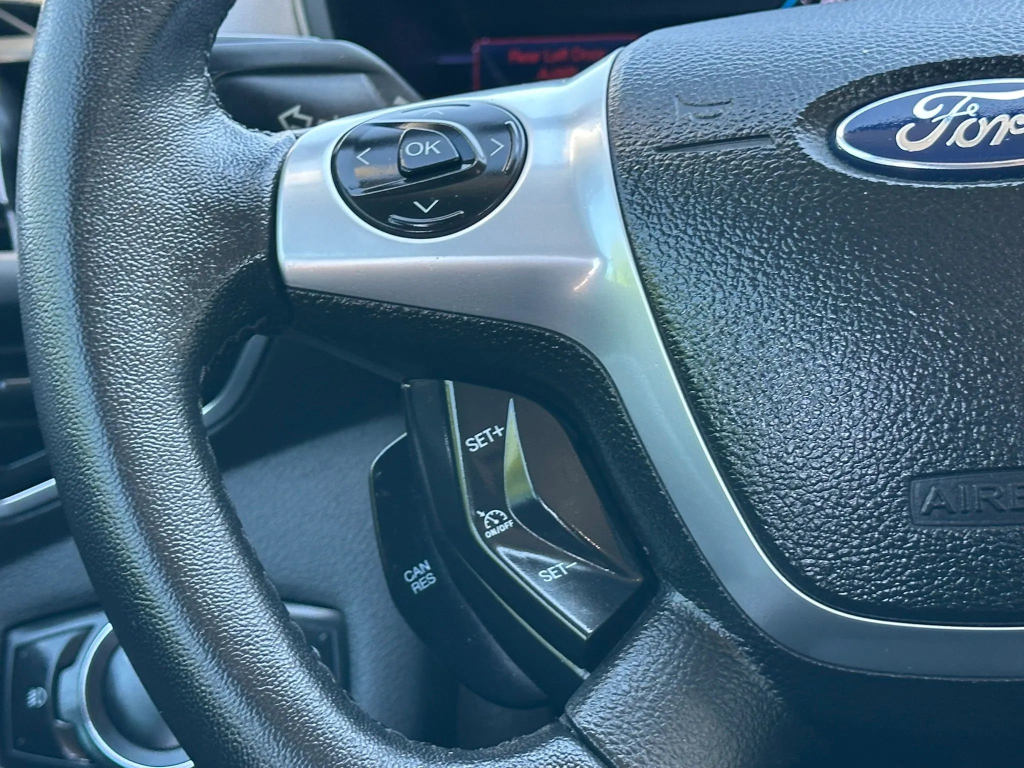 Used 2013 Ford C-MAX SEL FWD image 30