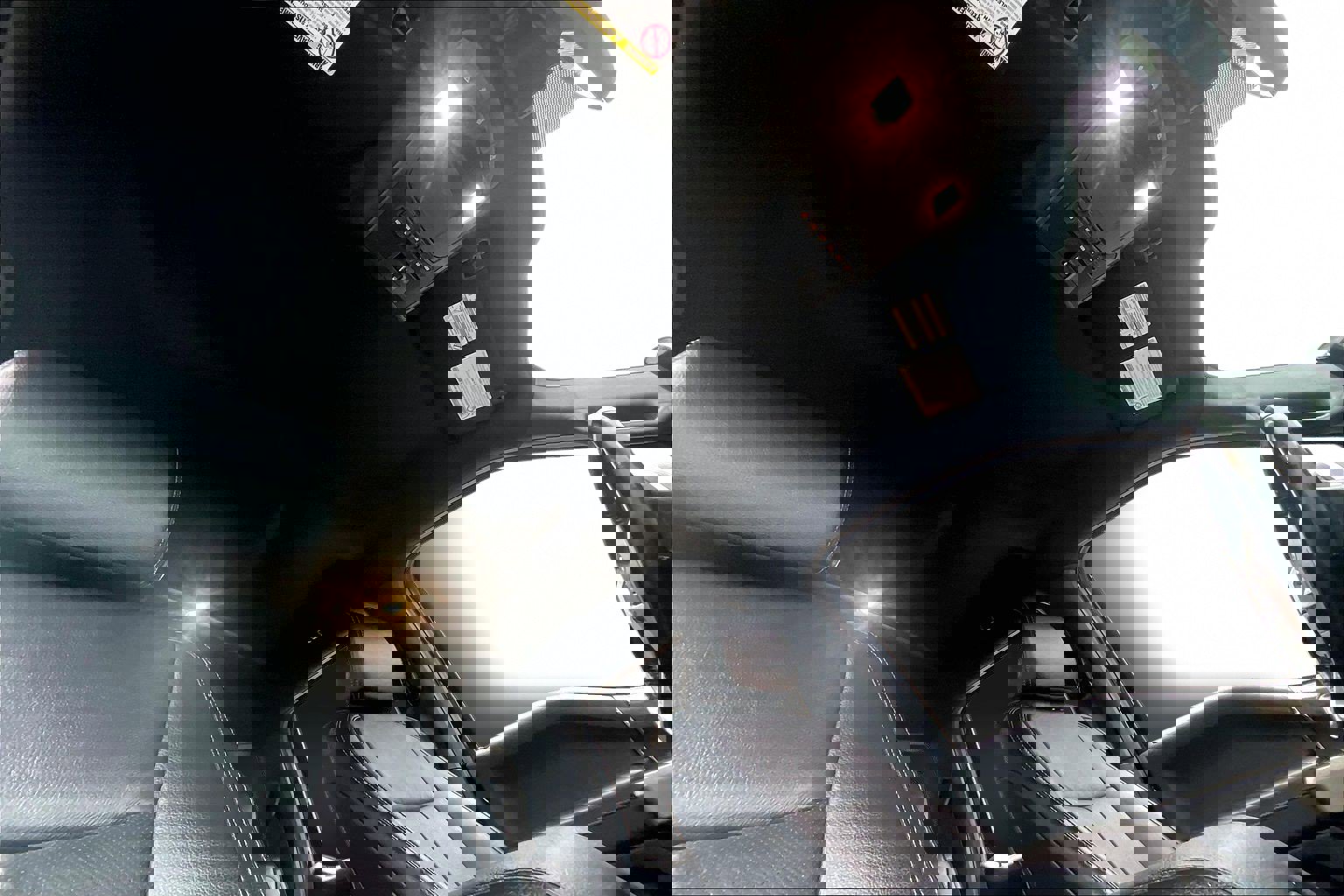 Used 2022 Ford F350 Lariat w/ Lariat Ultimate Package AWD/4WD image 17