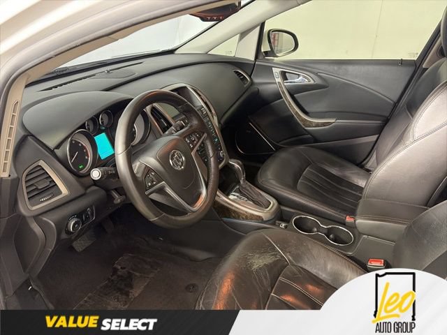 Used 2013 Buick Verano Leather FWD image 10