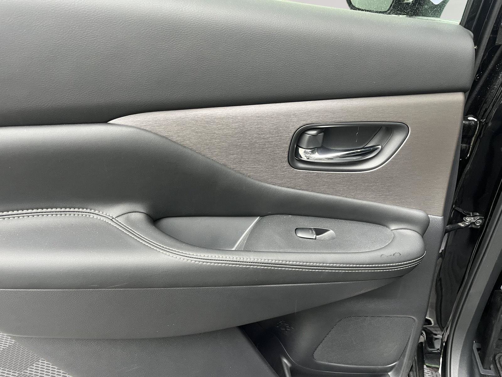 Certified 2023 Nissan Murano SL w/ SL Moonroof Package AWD/4WD image 12