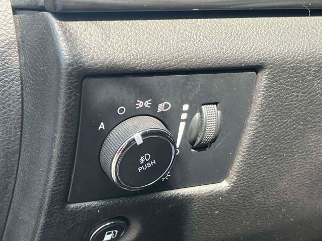 Used 2022 Jeep Grand Cherokee Laredo X AWD/4WD image 19
