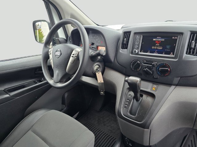 Used 2021 Nissan NV200 S FWD image 11