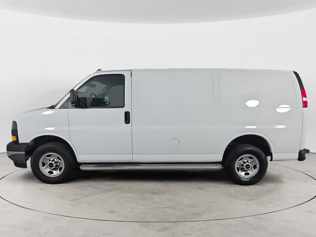 Used 2024 GMC Savana 2500 w/ Driver Convenience Package RWD image 2