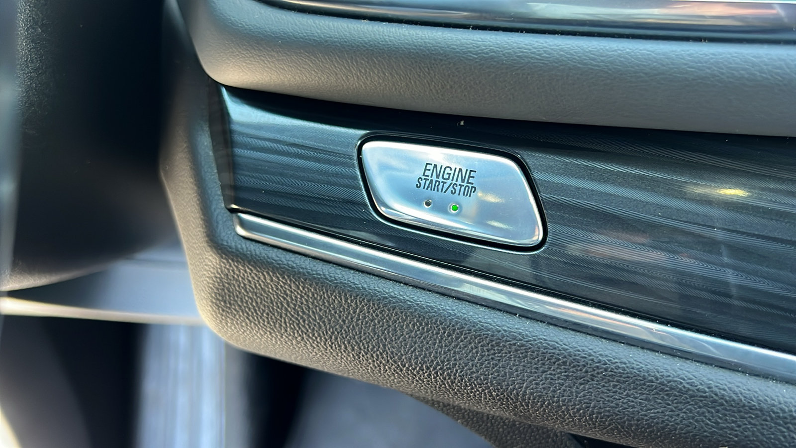 Certified 2024 Buick Enclave Premium AWD/4WD image 28