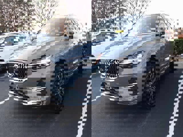 Used 2022 Volvo XC60 B5 Inscription w/ Advanced Package