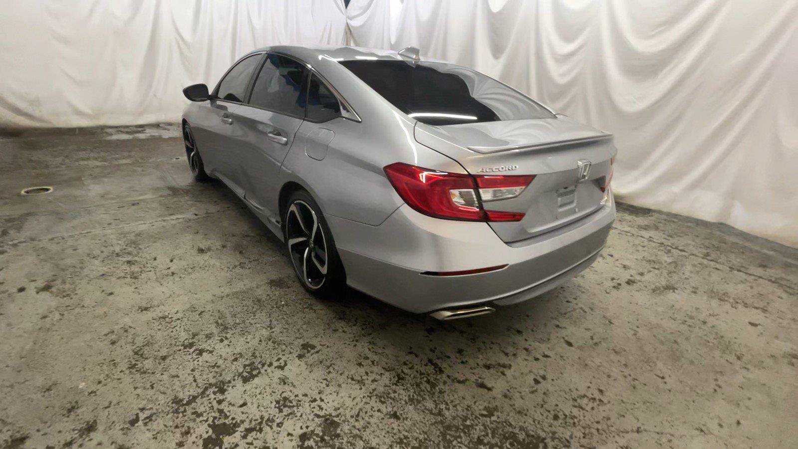 Used 2020 Honda Accord Sport image 9